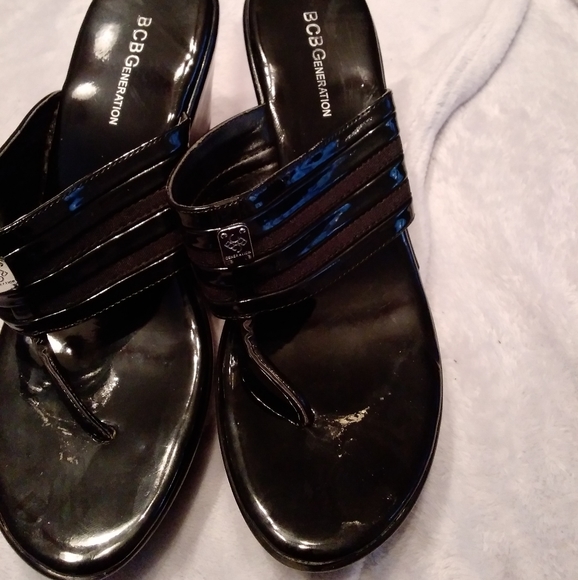 Shoes - Picture 2 of 5